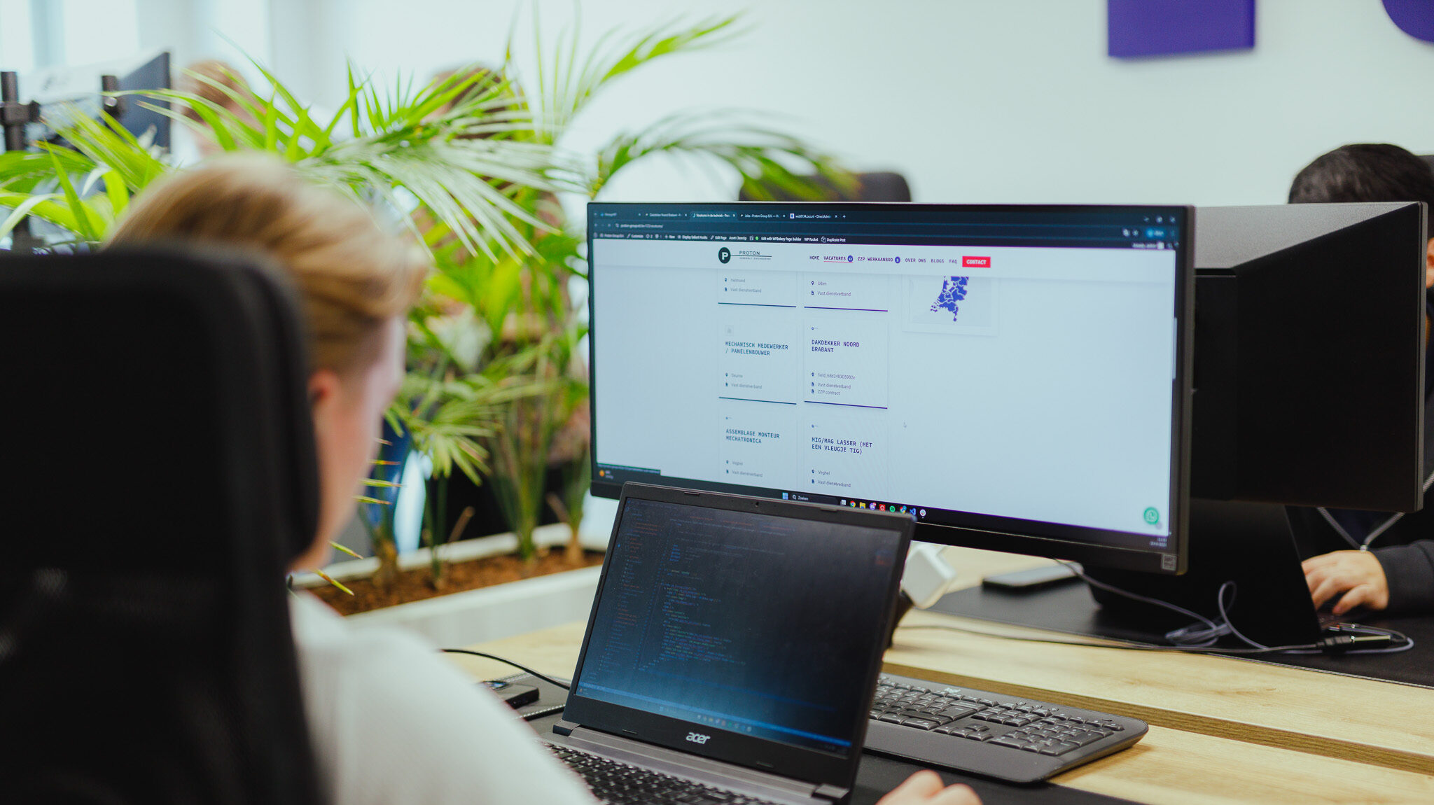 Subheader background-image